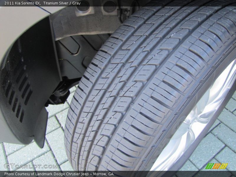 Titanium Silver / Gray 2011 Kia Sorento EX