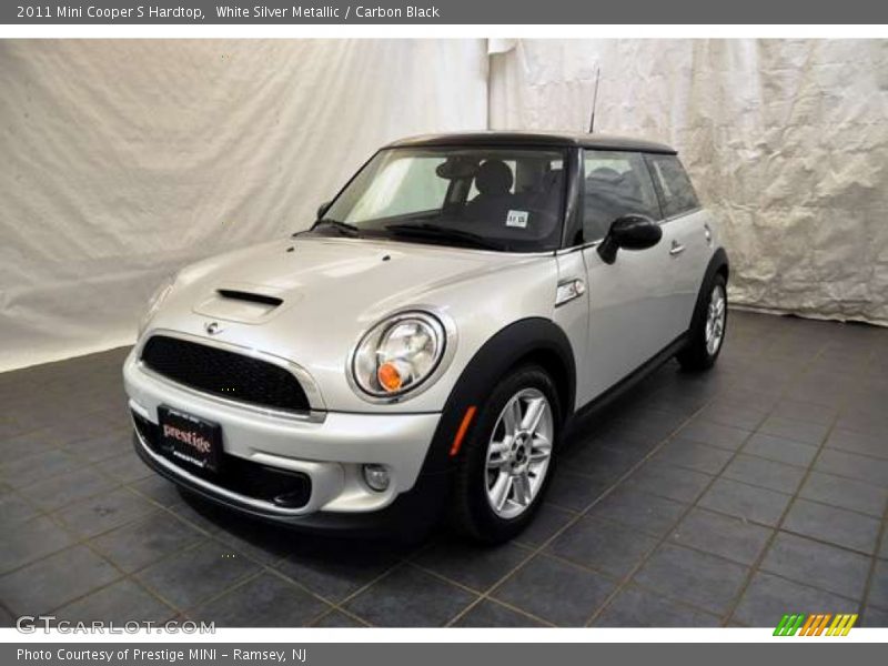 White Silver Metallic / Carbon Black 2011 Mini Cooper S Hardtop