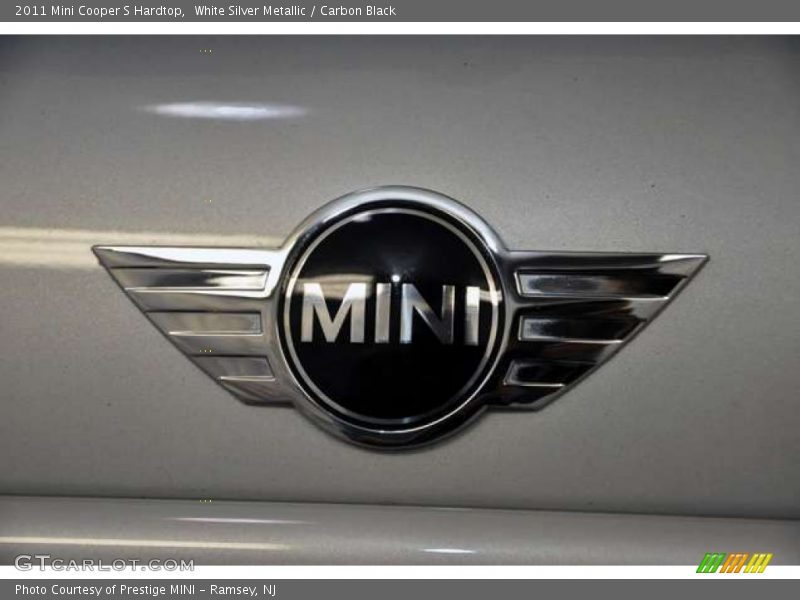 White Silver Metallic / Carbon Black 2011 Mini Cooper S Hardtop