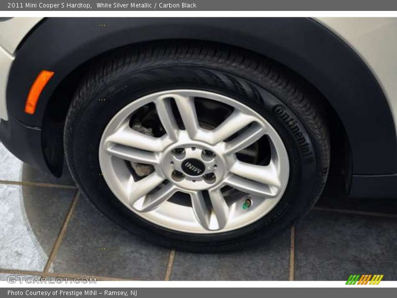 White Silver Metallic / Carbon Black 2011 Mini Cooper S Hardtop