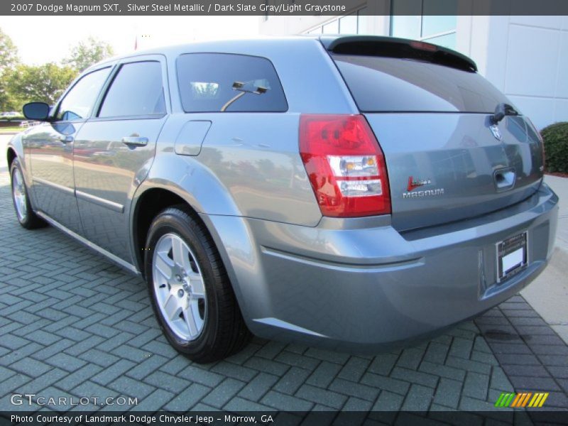 Silver Steel Metallic / Dark Slate Gray/Light Graystone 2007 Dodge Magnum SXT