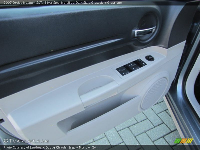 Silver Steel Metallic / Dark Slate Gray/Light Graystone 2007 Dodge Magnum SXT