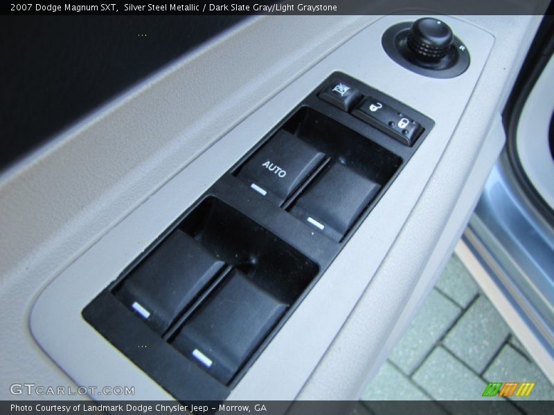 Silver Steel Metallic / Dark Slate Gray/Light Graystone 2007 Dodge Magnum SXT