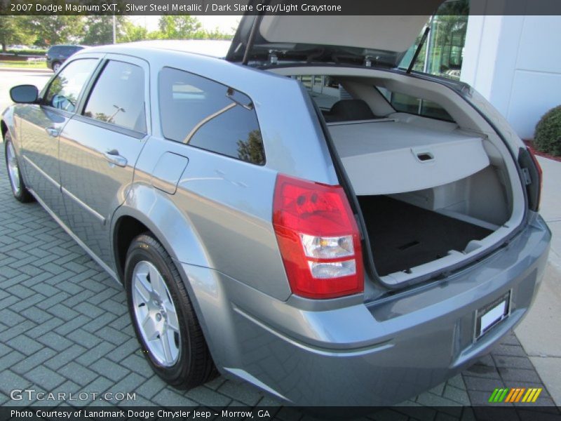 Silver Steel Metallic / Dark Slate Gray/Light Graystone 2007 Dodge Magnum SXT