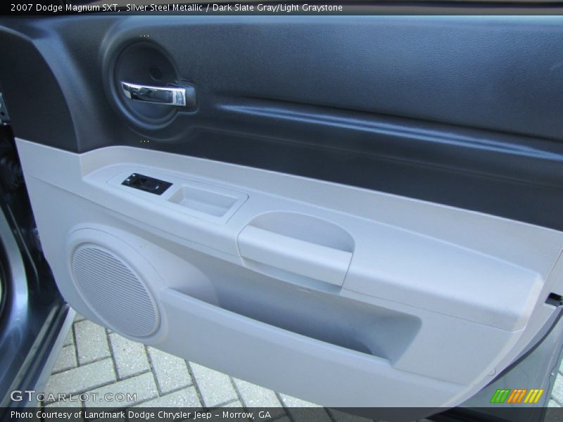 Silver Steel Metallic / Dark Slate Gray/Light Graystone 2007 Dodge Magnum SXT