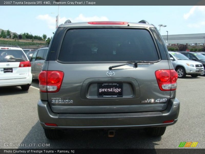 Phantom Gray Pearl / Taupe 2007 Toyota Sequoia SR5 4WD