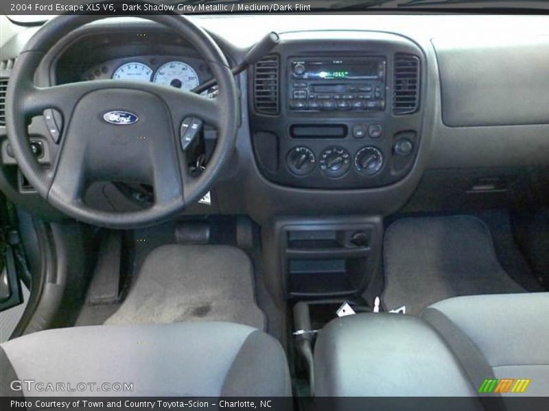 Dashboard of 2004 Escape XLS V6