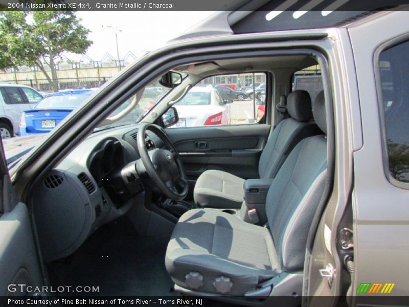 Granite Metallic / Charcoal 2004 Nissan Xterra XE 4x4