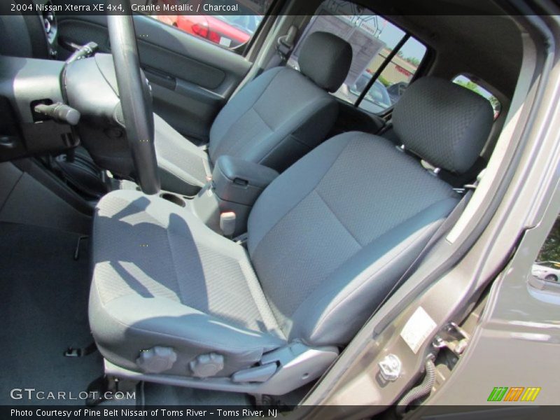 Granite Metallic / Charcoal 2004 Nissan Xterra XE 4x4