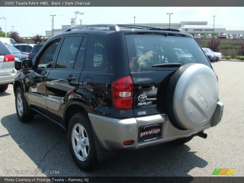 Black / Dark Charcoal 2005 Toyota RAV4 4WD