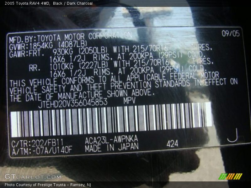 Black / Dark Charcoal 2005 Toyota RAV4 4WD