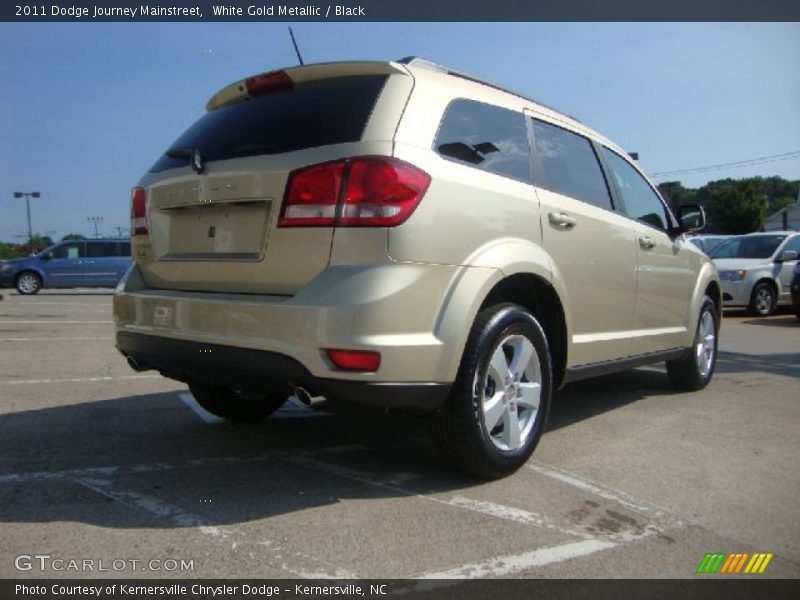 White Gold Metallic / Black 2011 Dodge Journey Mainstreet