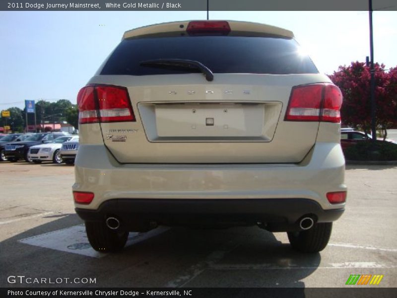 White Gold Metallic / Black 2011 Dodge Journey Mainstreet