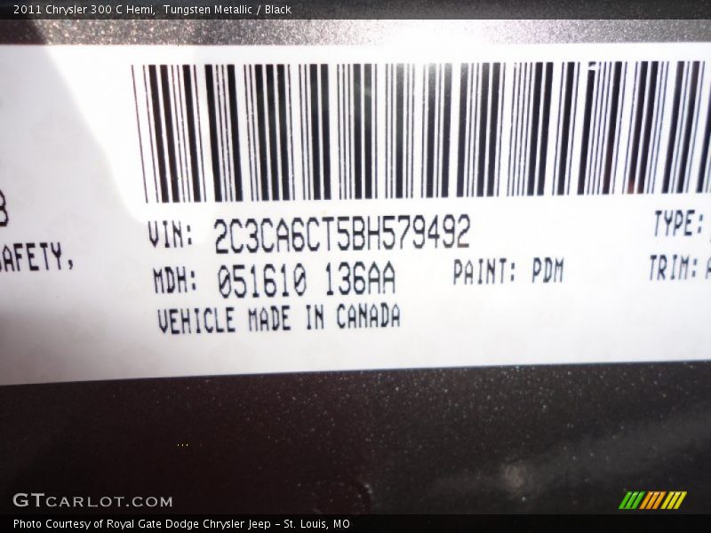 Tungsten Metallic / Black 2011 Chrysler 300 C Hemi