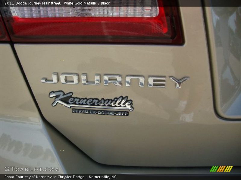 White Gold Metallic / Black 2011 Dodge Journey Mainstreet