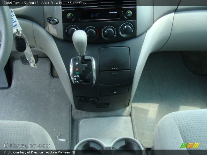 Arctic Frost Pearl / Stone Gray 2006 Toyota Sienna LE