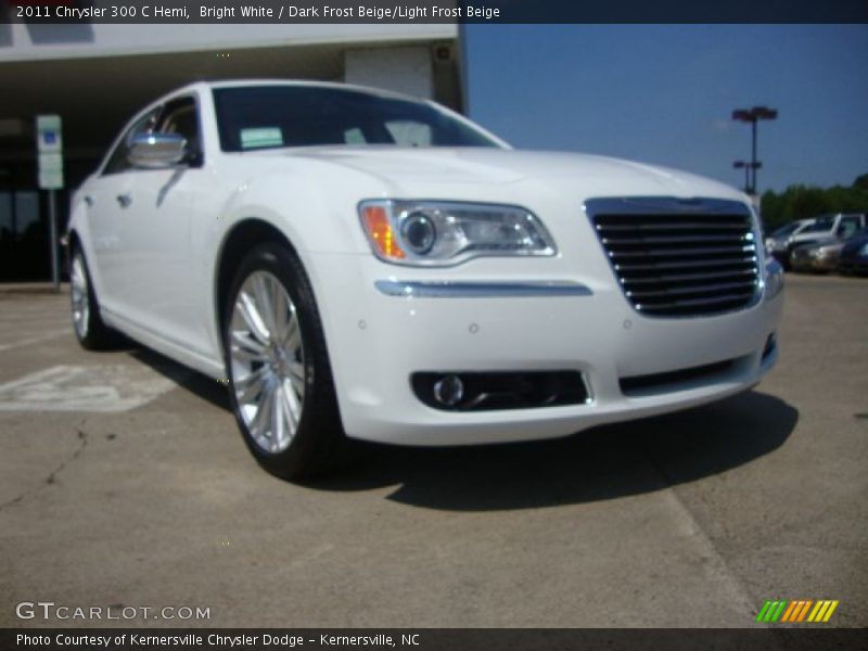 Bright White / Dark Frost Beige/Light Frost Beige 2011 Chrysler 300 C Hemi