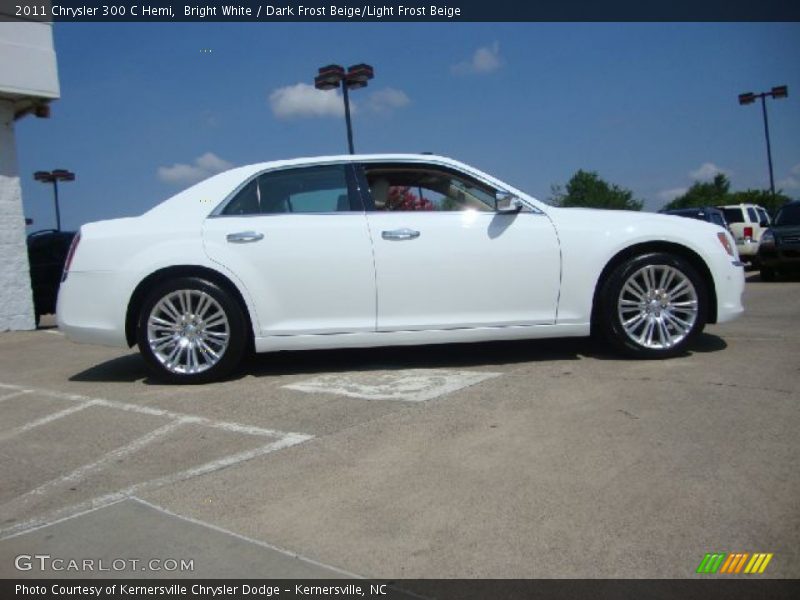 Bright White / Dark Frost Beige/Light Frost Beige 2011 Chrysler 300 C Hemi
