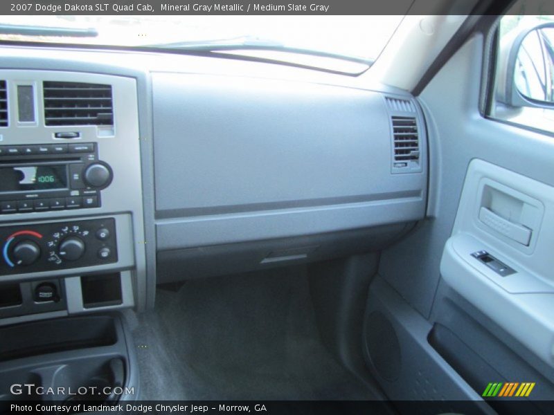 Mineral Gray Metallic / Medium Slate Gray 2007 Dodge Dakota SLT Quad Cab