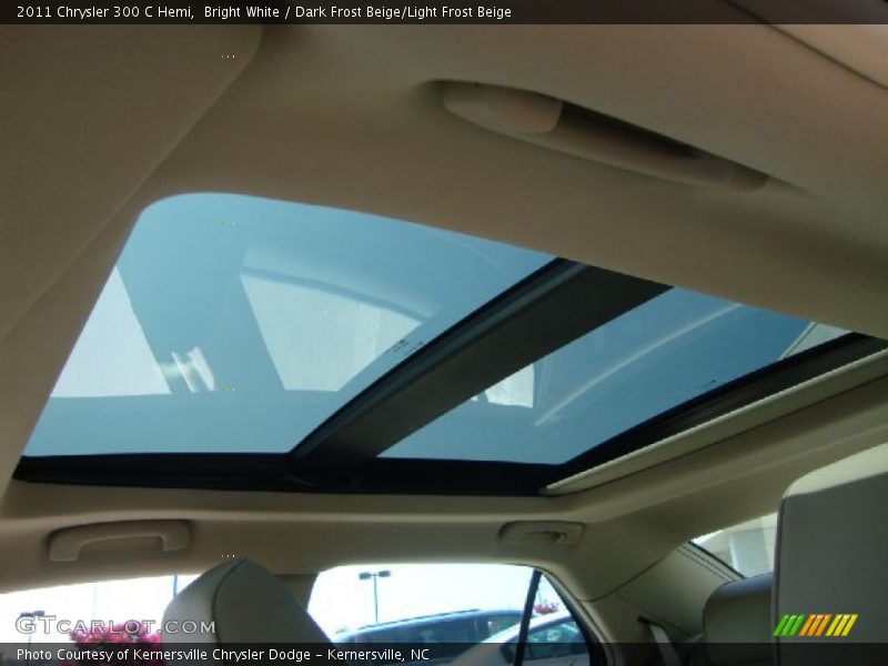 Bright White / Dark Frost Beige/Light Frost Beige 2011 Chrysler 300 C Hemi