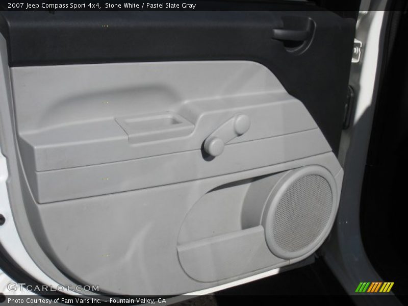 Stone White / Pastel Slate Gray 2007 Jeep Compass Sport 4x4
