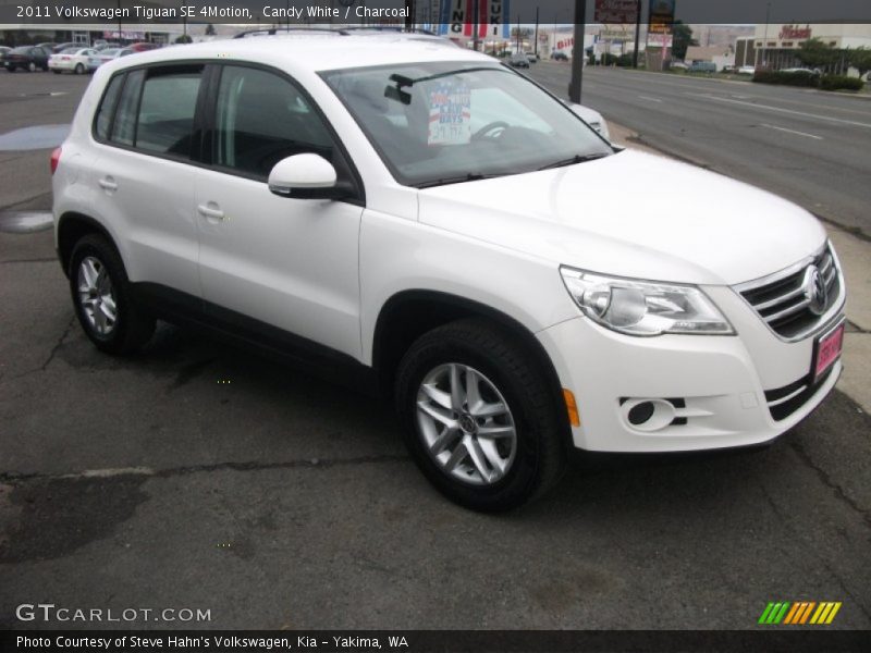 Candy White / Charcoal 2011 Volkswagen Tiguan SE 4Motion