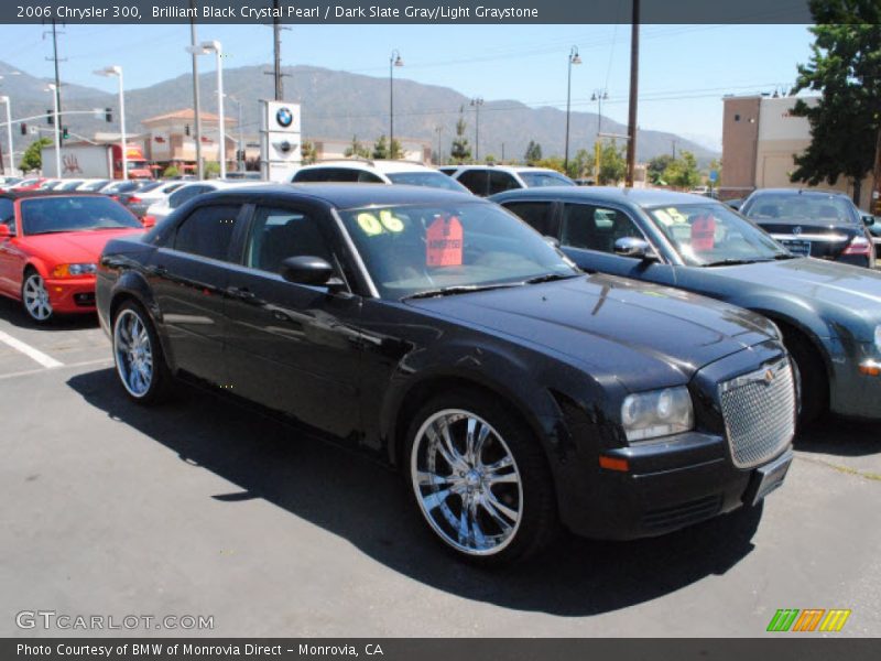 Brilliant Black Crystal Pearl / Dark Slate Gray/Light Graystone 2006 Chrysler 300