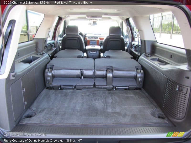  2009 Suburban LTZ 4x4 Trunk