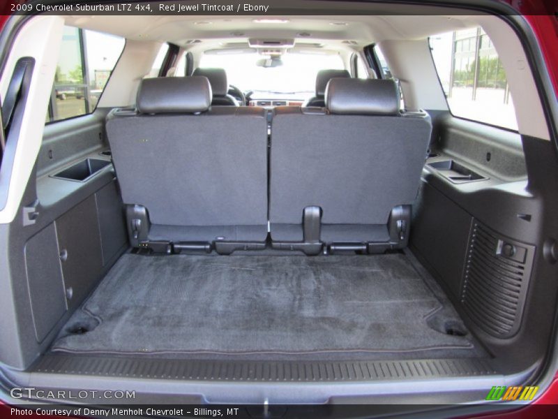  2009 Suburban LTZ 4x4 Trunk