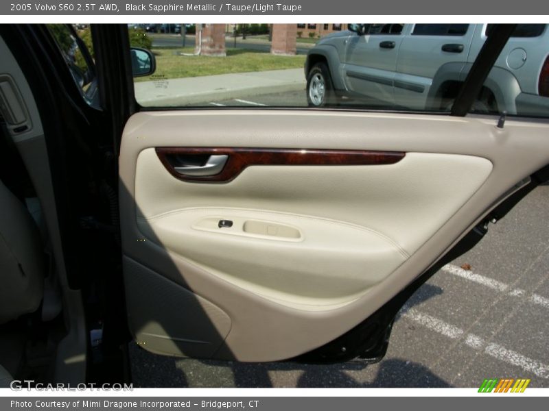 Black Sapphire Metallic / Taupe/Light Taupe 2005 Volvo S60 2.5T AWD