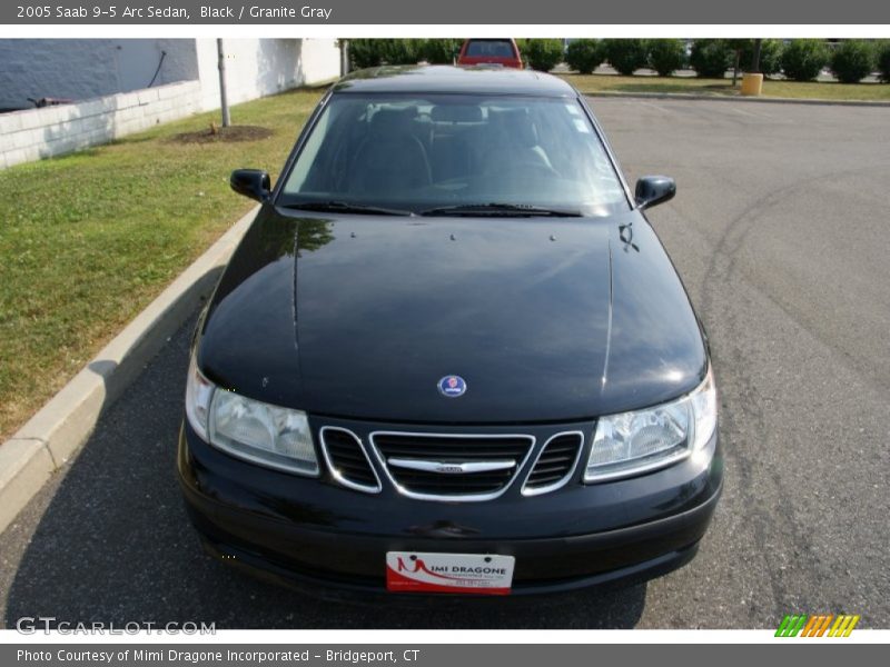 Black / Granite Gray 2005 Saab 9-5 Arc Sedan