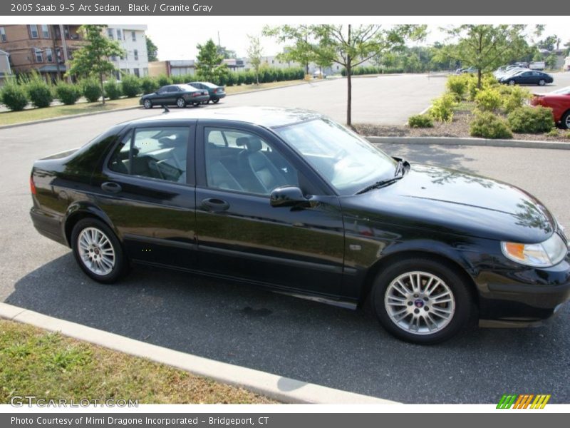 Black / Granite Gray 2005 Saab 9-5 Arc Sedan