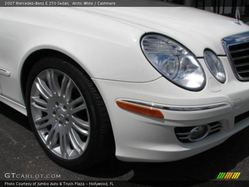 Arctic White / Cashmere 2007 Mercedes-Benz E 350 Sedan
