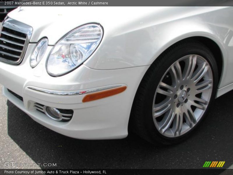 Arctic White / Cashmere 2007 Mercedes-Benz E 350 Sedan