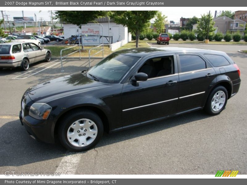 Brilliant Black Crystal Pearl / Dark Slate Gray/Light Graystone 2007 Dodge Magnum SXT