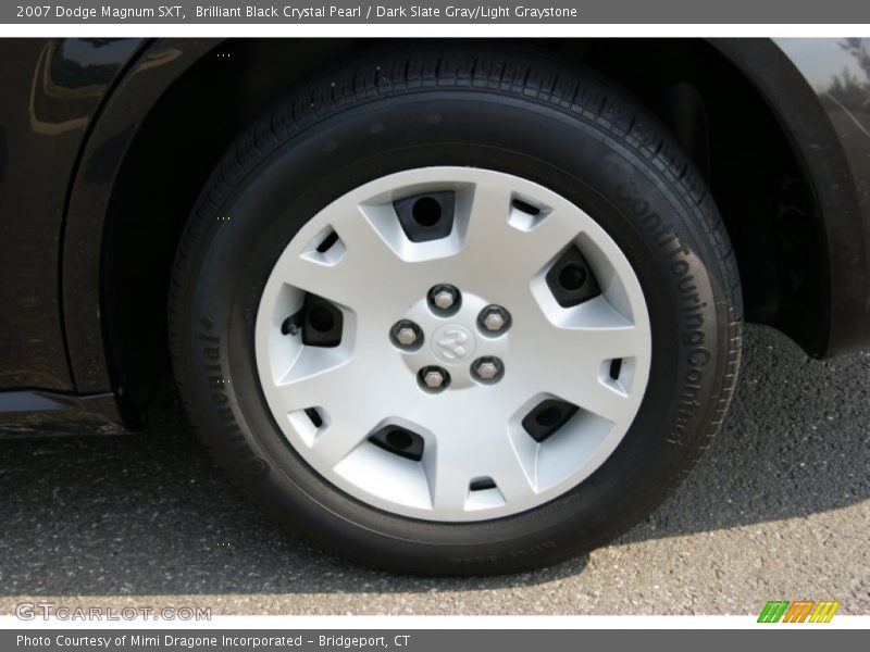 Brilliant Black Crystal Pearl / Dark Slate Gray/Light Graystone 2007 Dodge Magnum SXT