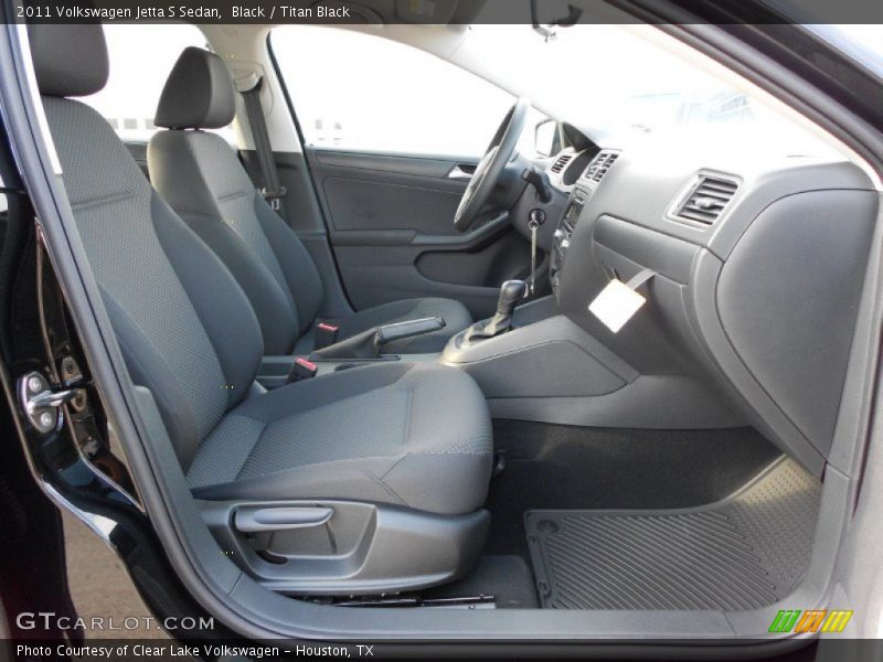 Black / Titan Black 2011 Volkswagen Jetta S Sedan