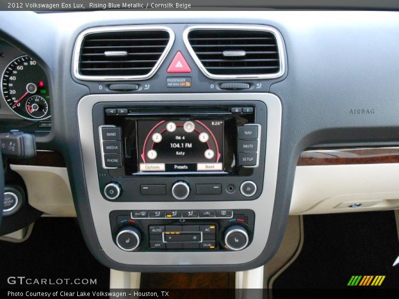 Controls of 2012 Eos Lux