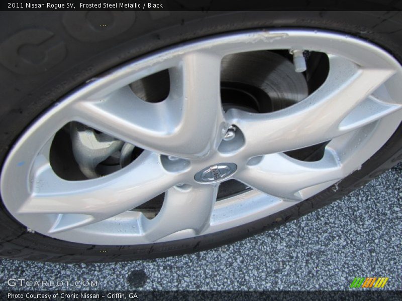 Frosted Steel Metallic / Black 2011 Nissan Rogue SV