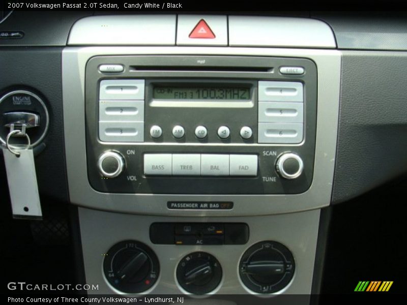 Candy White / Black 2007 Volkswagen Passat 2.0T Sedan