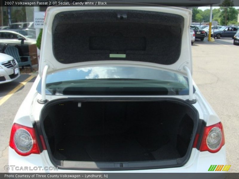 Candy White / Black 2007 Volkswagen Passat 2.0T Sedan