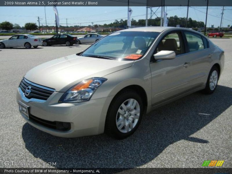 Sonoran Sand Metallic / Blond 2009 Nissan Altima 2.5