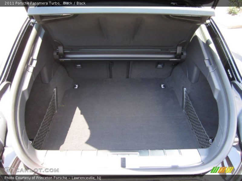  2011 Panamera Turbo Trunk