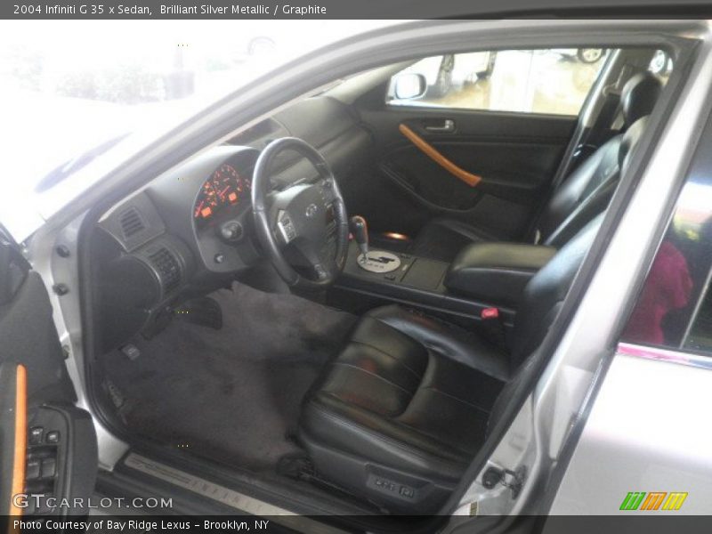 Brilliant Silver Metallic / Graphite 2004 Infiniti G 35 x Sedan