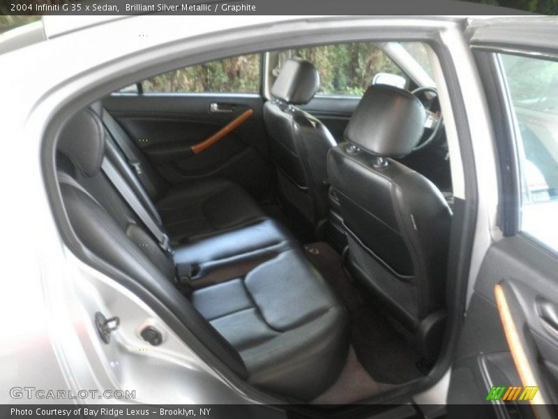 Brilliant Silver Metallic / Graphite 2004 Infiniti G 35 x Sedan
