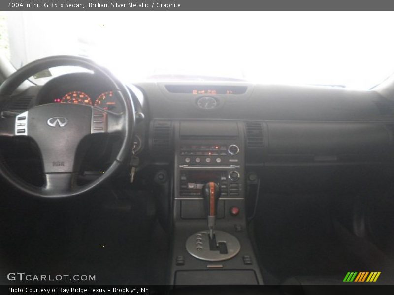 Brilliant Silver Metallic / Graphite 2004 Infiniti G 35 x Sedan