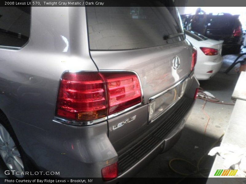 Twilight Gray Metallic / Dark Gray 2008 Lexus LX 570