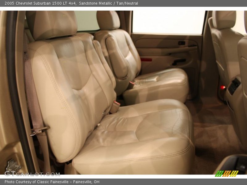 Sandstone Metallic / Tan/Neutral 2005 Chevrolet Suburban 1500 LT 4x4