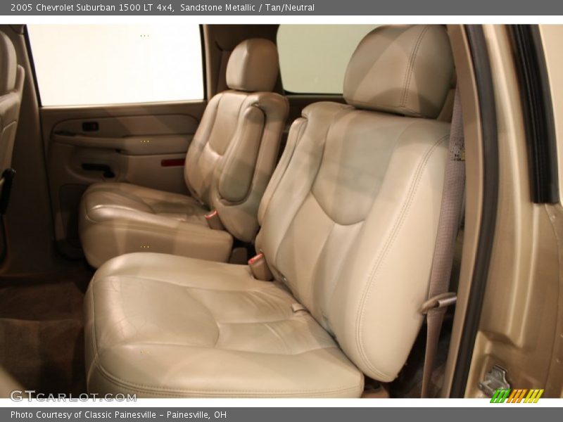 Sandstone Metallic / Tan/Neutral 2005 Chevrolet Suburban 1500 LT 4x4