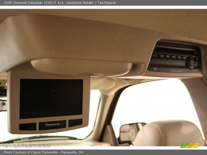 Sandstone Metallic / Tan/Neutral 2005 Chevrolet Suburban 1500 LT 4x4